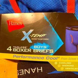 Boys Hanes Boxer Briefs NWT SIZE LG 14/16